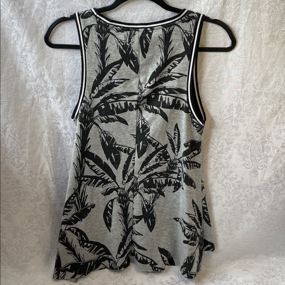 Forever 21 Gray Tank Top with Black Palm Print. Size Small - Picture 2 of 3